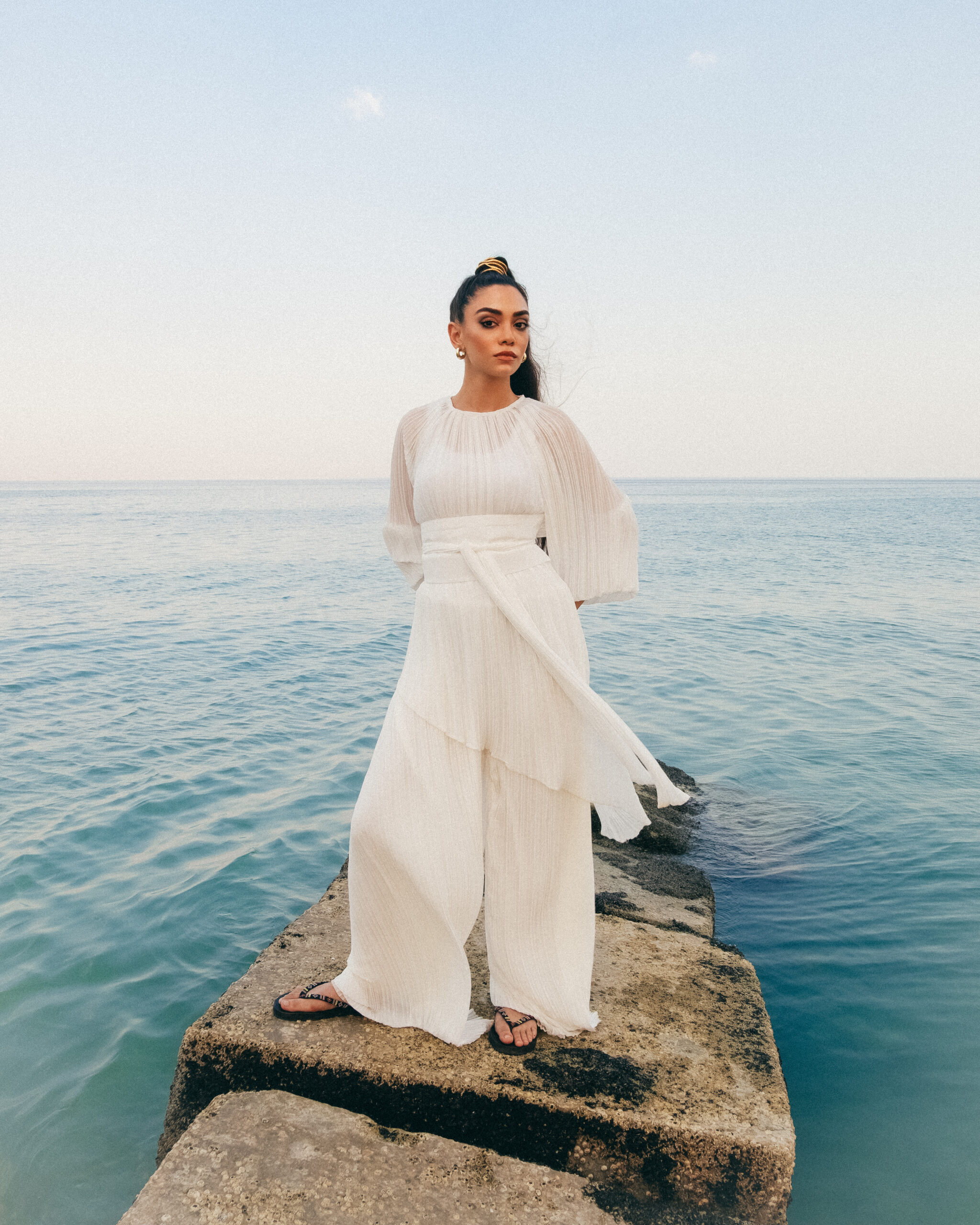 The Gaia Set (White) - Image 3