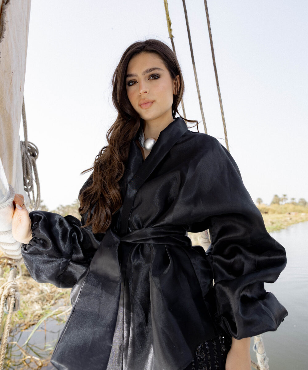 Black Puffy Sleeves Organza Kimono